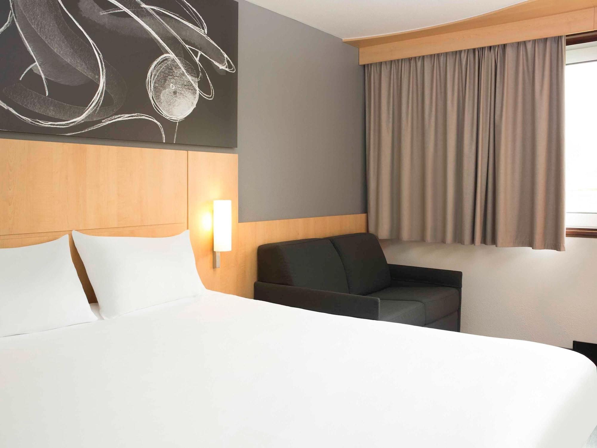 Ibis 3 Lacs Neuchatel Thielle Eksteriør bilde