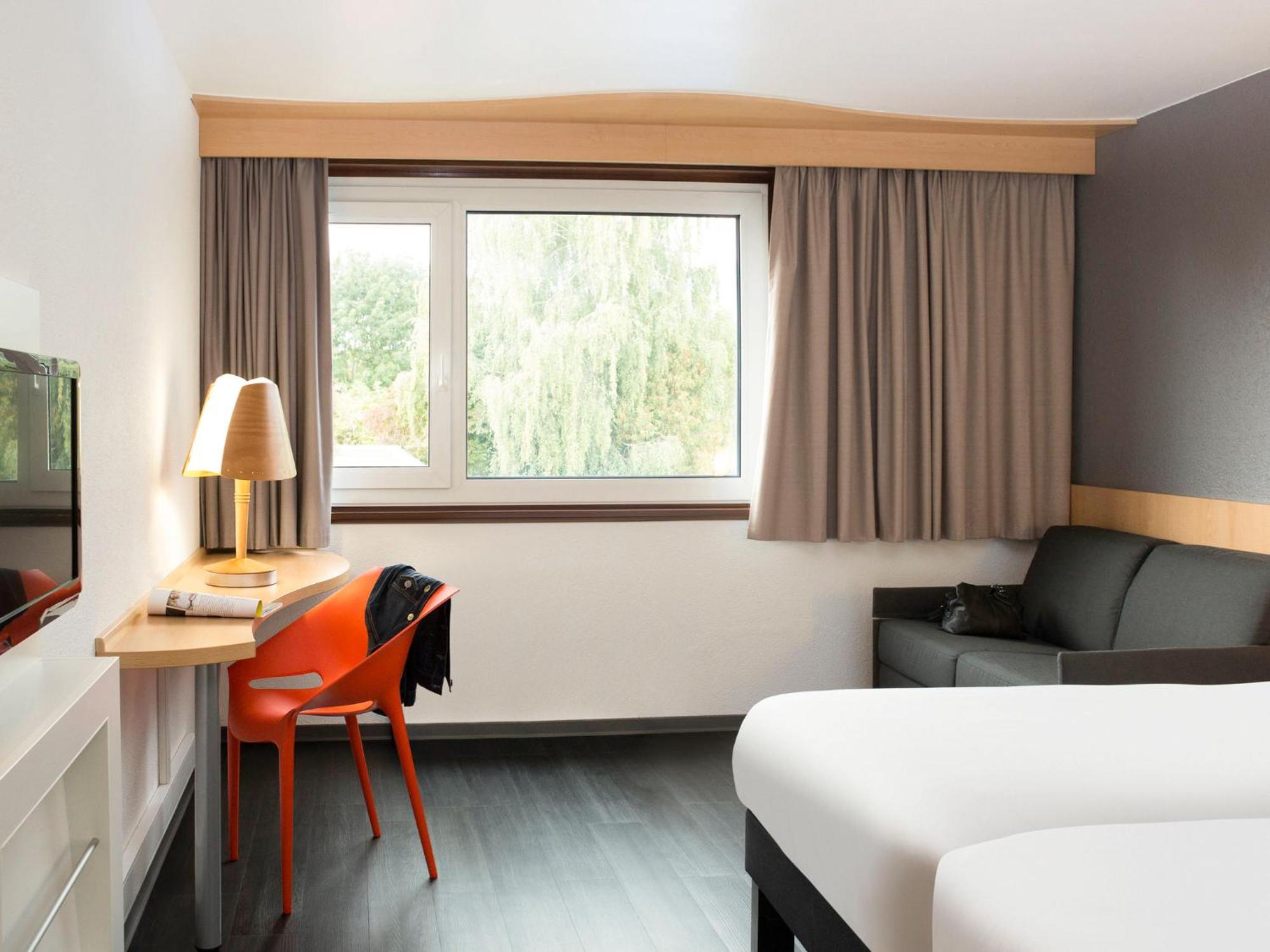 Ibis 3 Lacs Neuchatel Thielle Eksteriør bilde